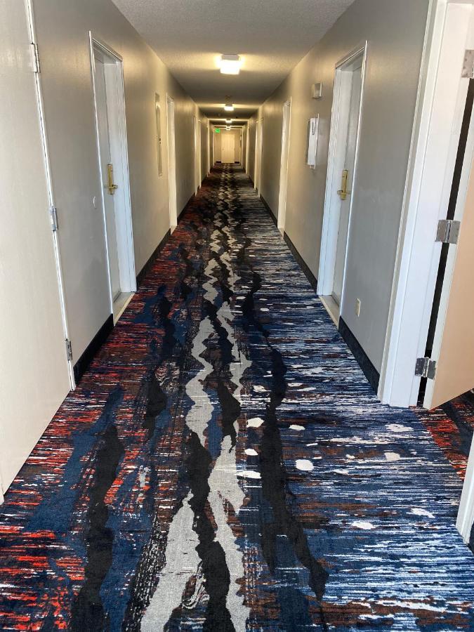 Hotel Super 8 By Wyndham Prairie Du Chien Extérieur photo