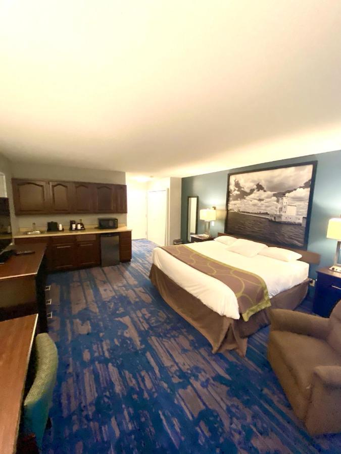 Hotel Super 8 By Wyndham Prairie Du Chien Extérieur photo